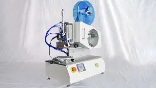 cylindrical bottles labeling machine customized rolling labeller for Australian buyer 橢圓瓶貼標機半自動