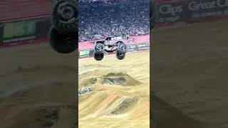 SEND IT like Ryan Anderson with the Losi LMT Son-uva Digger RC Monster Truck 🚀 #rcmonstertruck