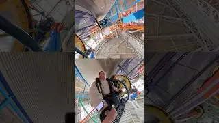 Вы сами управляете своими переворотами на этом БЕЗУМНОМ аттракционе! #паркаттракционов #ньюджерси...