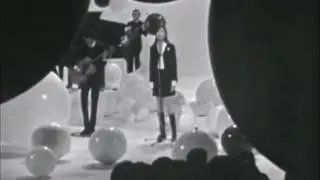 Françoise Hardy Des Ronds Dans L' Eau (Sous Titres)