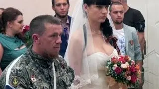 Raw: Rebel Leader Weds in Eastern Ukraine