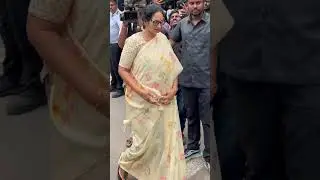 Prabhas big mother Shyamala Devi garu at Allu Arjun home