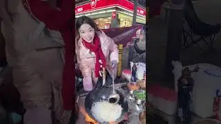 🔴 LIVE: Stir-Fried Rice Noodles by the Famous Fried Noodle Girl | POV China Street Food in Action