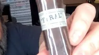 Посылка с подарками 📦 Распаковка от нашего друга Питера