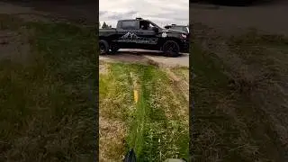 Local sheriffs love a good freestyle show 🤣🤘🏼 ​⁠@ConnorCraneofficial  #sled #snowmobile #freestyle