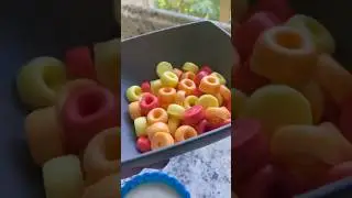Making Fruity Rings Cereal Wax Melts 😍 #pouring #crafty #rainbow #shorts