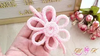Tiara Tubo de Strass/Paete com Flor /Kaká Magalhães