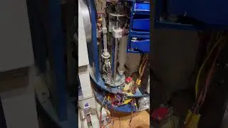 R2D2&rsquo;s tool changer running w/ cpu and hyperdrive arm
