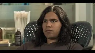'Up Here': Carlos Valdes Joins Mae Whitman in Musical Rom-Com Series