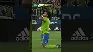 A very Weird First Seattle Sounders Goal!! But it went in!! 😀👏👏👍⚽