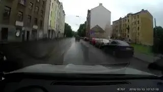 Video Review for A118 car DVR in rainy day