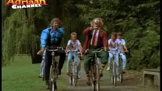 Bassie & Adriaan: Achter de wolken schijnt de zon