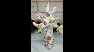 Decoupage Ring Tree