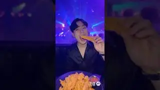 🔥 CLUB CRUNCH! Yongsik&rsquo;s VIP Lounge Chicken & Champagne ASMR