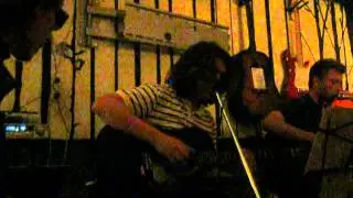 Dobro drvo Under the bridge @Club Green House