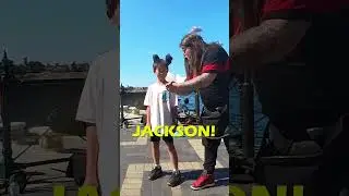 Самый неожиданный поворот сюжета в уличном театре!