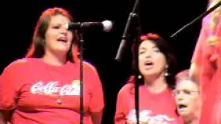 Coro delle Mondine di Novi di Modena - Son la mondina son la sfruttata.MPG