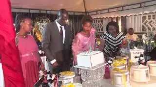 TUNGIS HOTEL YA KISASA YAFUNGULIWA NA RC SIMIYU ANAMRINGI MACHA INAPATIKANA SOKO LA JIONI BARIADI