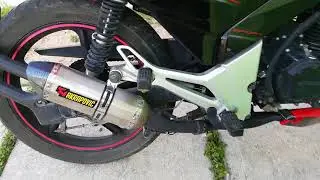 As&iacute; suena una italika dt 200 con escape AKRAPOVIC