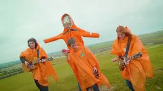 WINDSHAKE - Orange Raincoat (Music Video)