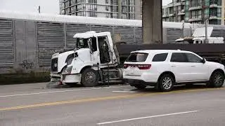 New Westminster shifted truck load pins driver Stewardson Way