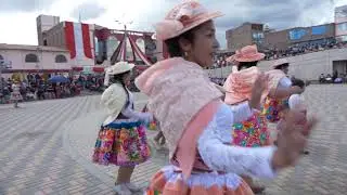 Santiago con la FAMILIA SANTIAGUERA DE TABLADA paucarinos d corazón residentes en la ciudad de Lima