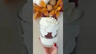 Making a fluffy ghost candle 👻 #asmr #aestheic #satisfying #halloween #candle #candlemaking