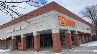 Ep #260: Crate Digging at 2nd And Charles Store