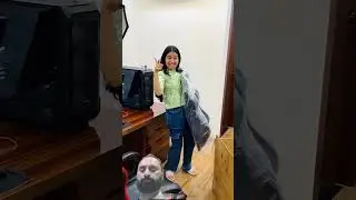 Itni mahngi gaming chair 💺 #comedy #funny #chair #gaming