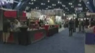 Thousands attend NRA Convention despite shooting