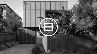 WHITEFOX - 22A Klingner Road, Redcliffe