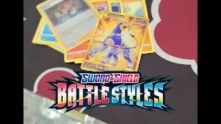 Pulling a Gold Houndoom Pokemon Card from Battle Styles! #Shorts