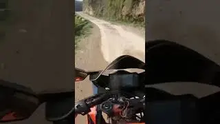 NEW KTM RC 200 WHEELIE TEST AND RIDING EXPERIENCE