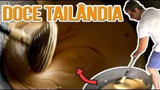 Numa Fazenda de Cocos na Tailândia