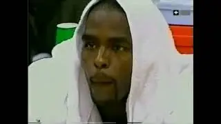 Shaq with Monster Alley-Oop (2000 Playoffs vs Kings)