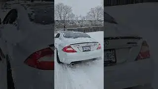 W219 CLS 55 AMG V8 Kompressor Exhaust Sound 🇨🇦#v8engine #snow #amgsound #cls #80smusic #luxurycar
