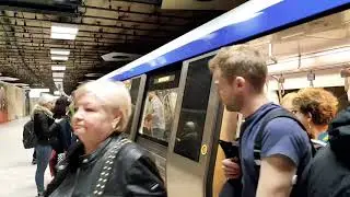 [4K 60fps] Bucharest Metro- Trains at Piața Victoriei 1 station