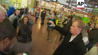 Bill Clinton Brushes Off Trump Criticism in Iowa