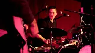 Lower Plenty - 'Dirty Flowers' (Live at 3RRR)