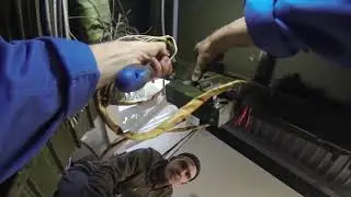 детский технопарк МФЮА, Ту 134  - подсведка в подполье
