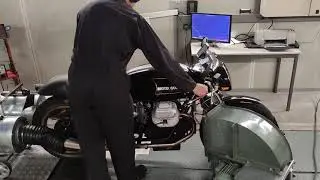 Guzzi dyno lm3 Caferacer fast 82HP crank 70HP wheel, Startrick tuning Terborg