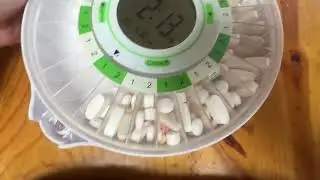 Live Fine Pill Dispenser Review