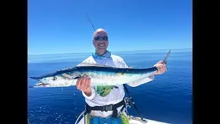 Big Amber jack eaten by Shark + Big Wahoo caught by Itai on jig