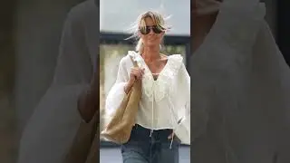 The Boho-Chic Charm: Romantic Blouse and Ripped Jeans for an Unforgettable Style #streetstyle #ootd
