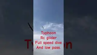 Full speed pass-by : E-typhoon RCRCM rc glider #rc #rcglider #RCRCM #fastrcglider #low-pass