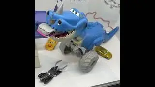 SDCC Dinosaur Model Reveal Cartaceous Gardens Cars on the Road!