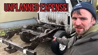 Fat Lambs, Sick Sheep & a new Chassis in the Jeep