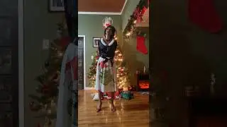 The 12 Dresses of Christmas - Night 1 - Welcome Christmas