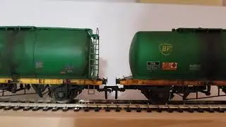 Hornby, Bachmann Uncoupler.