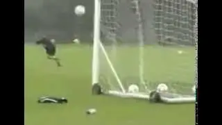 Paolo Di Canio awesome rabona volley in training